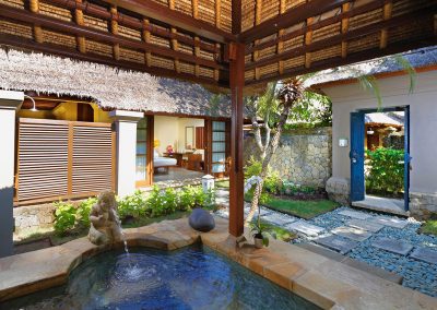 Courtyard-Villa-Hot-Pool