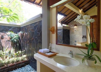 Patio-Bathroom-1