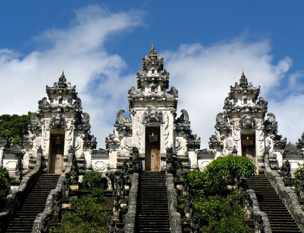 Ascend to Lempuyang Luhur Temple